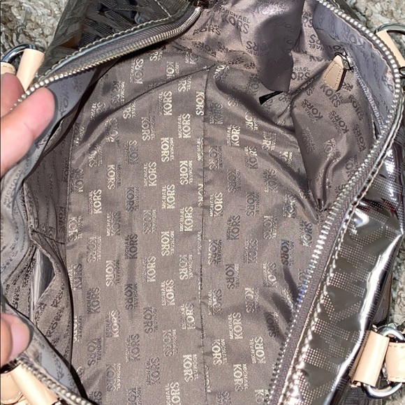 Michael Kors gunmetal bag - Picture 7 of 8